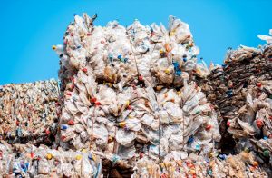 Inteligencia Artificial y Tecnologías Avanzadas en el Reciclaje del Plástico
